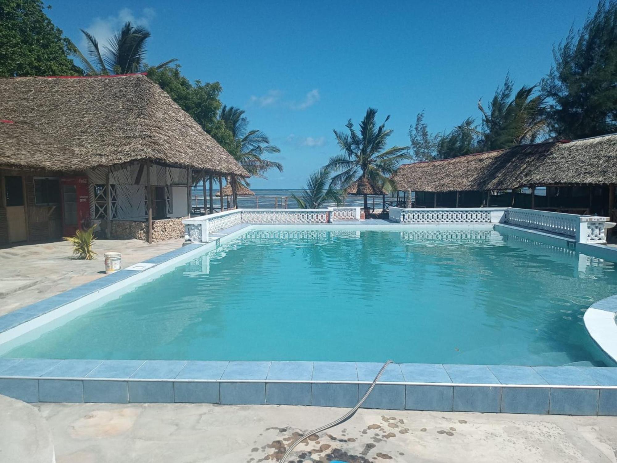 Oluwa Seun Beach Cottages, Mtwapa モンバサ エクステリア 写真